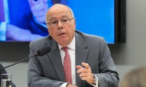 Brasil volta a repudiar intromissão dos EUA em assuntos do