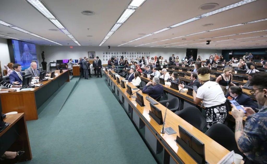 CCJ da Câmara dos Deputados aprova projeto de castração química