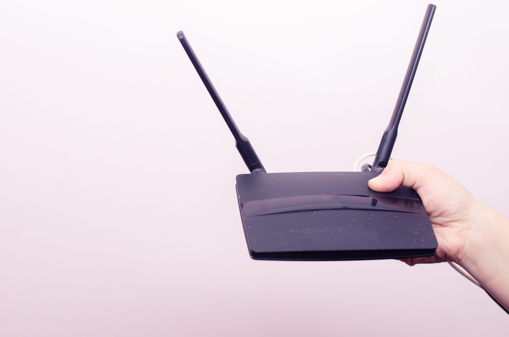 Cadê minha internet? Vivo sofre com problemas e fica instável