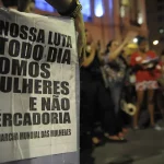 Câmara torna crime aproximação de agressor mesmo com consentimento da