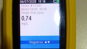 Caminhoneiro embriagado provoca engavetamento na BR-222, em Açailândia