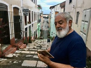 Cantor e compositor Wellington Reis morre aos 74 anos
