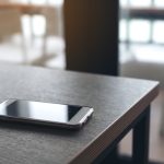 Celulares podem escutar nossas conversas? Estudo responde