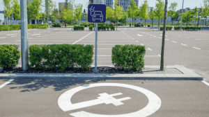 Como funcionam as vagas para carro elétrico?