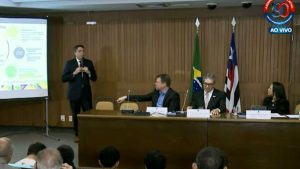 Debate aponta benefícios da exploração de gás e petróleo para