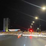 Deputados deixam acampamento em frente ao STF após ordem de