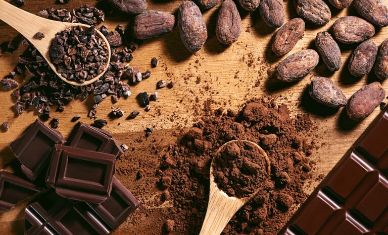 Dia Mundial do Chocolate: entenda os benefícios e limites do