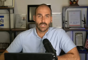 Eduardo Bolsonaro confessa que trabalha para impedir diálogo de senadores