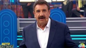 Em noite especial, Programa do Ratinho vence Power Couple, da