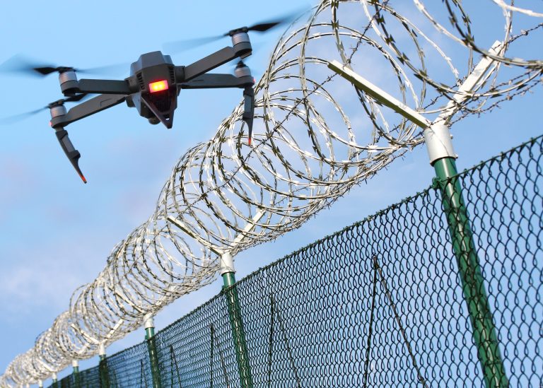 Empresas de tecnologia sugerem dispositivos para rastrear criminosos britânicos