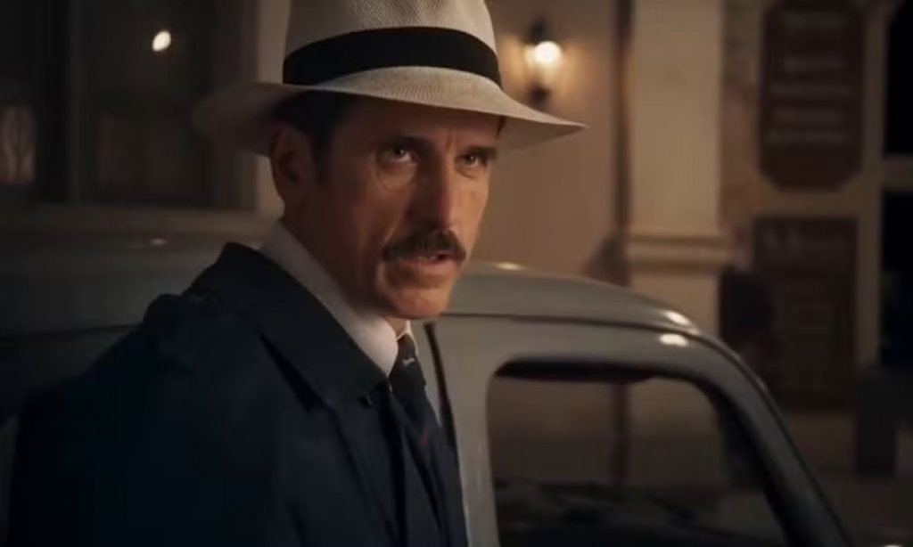 Ernesto visita Sandra na prisão