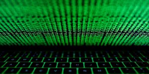 Funcionário que deu acesso a hackers executarem fraude é preso