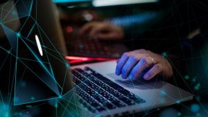 Google testa aplicativo de programação com IA para quem não