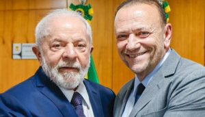Grupo de Lula consolida hegemonia e vence eleição do PT