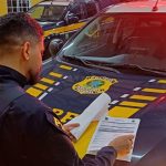 Homem com mandado de prisão em aberto é preso durante