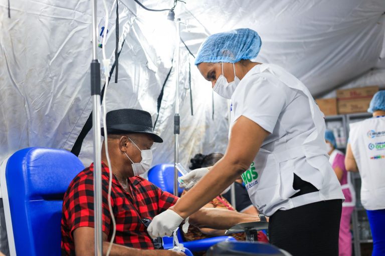 Hospital de Campanha de Síndromes Gripais Leves segue com atendimentos