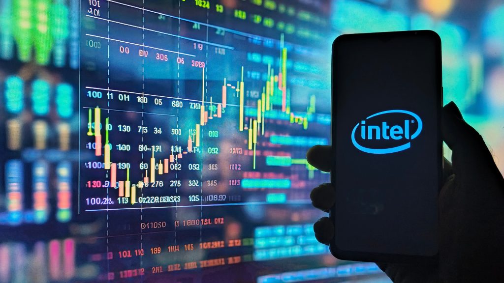 Intel vai cortar empregos e cancela bilhões em projetos