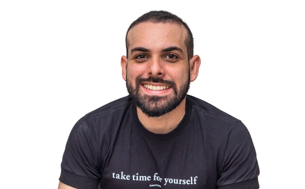 Ítalo Sena retorna ao Maranhão com o stand-up inédito “Duas