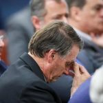 Jair Bolsonaro é diagnosticado com inflamação no esôfago e diversos