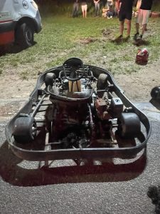 Jovem tem cabelo arrancado durante prova de Kart em São