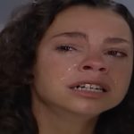 Joyce é agressiva com Helena