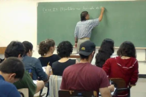 Justiça determina fechamento definitivo de Instituto de Ensino Superior irregular
