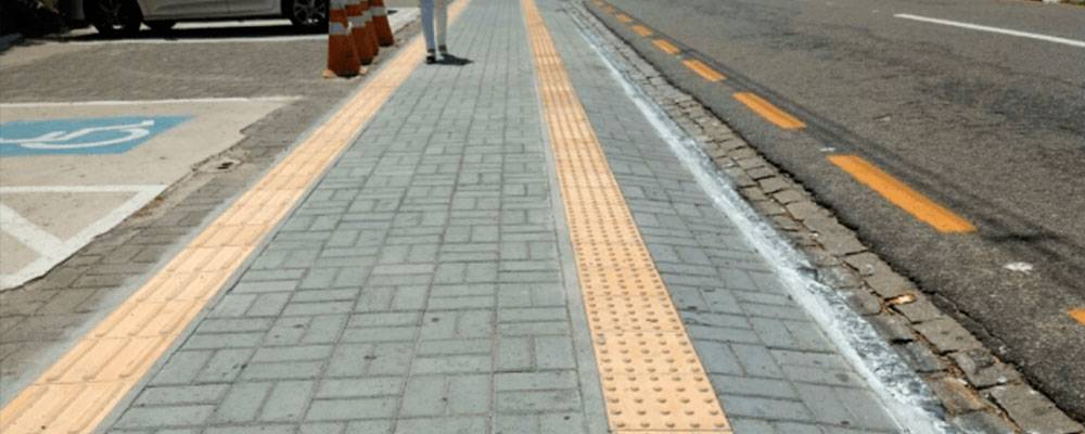 Justiça do Estado condena estabelecimentos a adequar calçadas e pagar