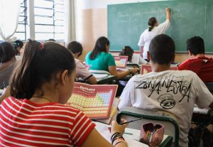 Justiça suspende decreto de Tarcísio que autorizava demissão de professores