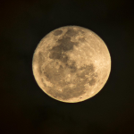“Lua do Veado”: conheça o fenômeno que ocorrerá na noite