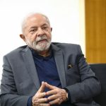 Lula decide vetar projeto que aumenta número de deputados