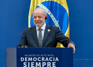 Lula desafia Trump e diz que guerra comercial com os