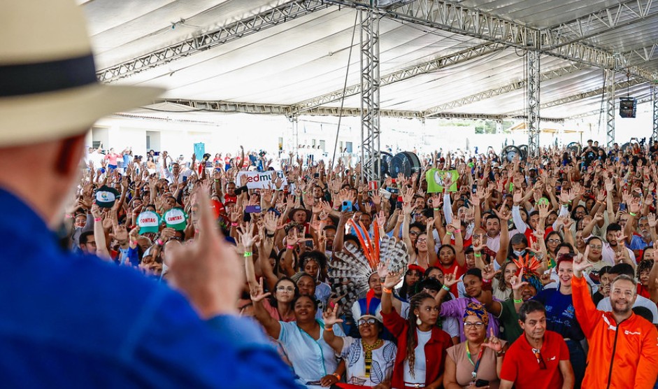 Lula diz que Trump ‘não quer conversar’ e promete reação