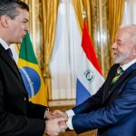 Lula e Santiago Peña conversam sobre caso de espionagem da