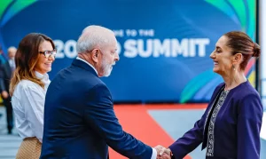 Lula e Sheinbaum articulam aproximação entre Brasil e México diante