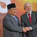Lula saúda presidente da Indonésia em cúpula do Brics após
