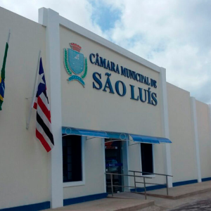 MP pede exoneração de comissionados e multa à Câmara de