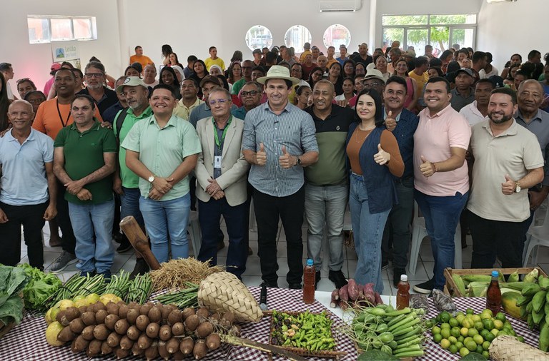 Mais de R$ 600 mil do PAA beneficiarão agricultores familiares