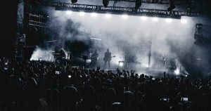Mais de uma centena de artistas e bandas atuam entre