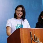 Michelle Bolsonaro pede que Lula “baixe as armas” diante de