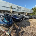 Moto aquática e carros de luxo são apreendidos durante operação