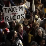 Movimentos populares ocupam Câmara para lançar plebiscito pela taxação dos