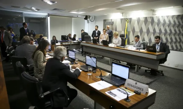Mulheres terão mamografia antecipada no SUS