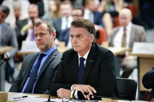 Nas alegações finais ao STF, PGR aponta Bolsonaro como líder