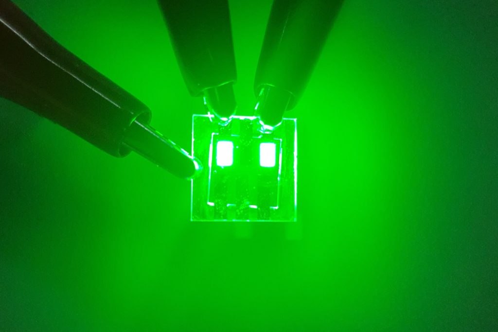 Nova geração de LEDs pode transformar telas de celulares e