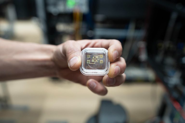 Novo relógio atômico consegue medir um segundo com precisão de