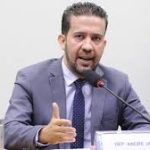 OAB-MG suspende André Janones pela quarta vez e expulsão pode