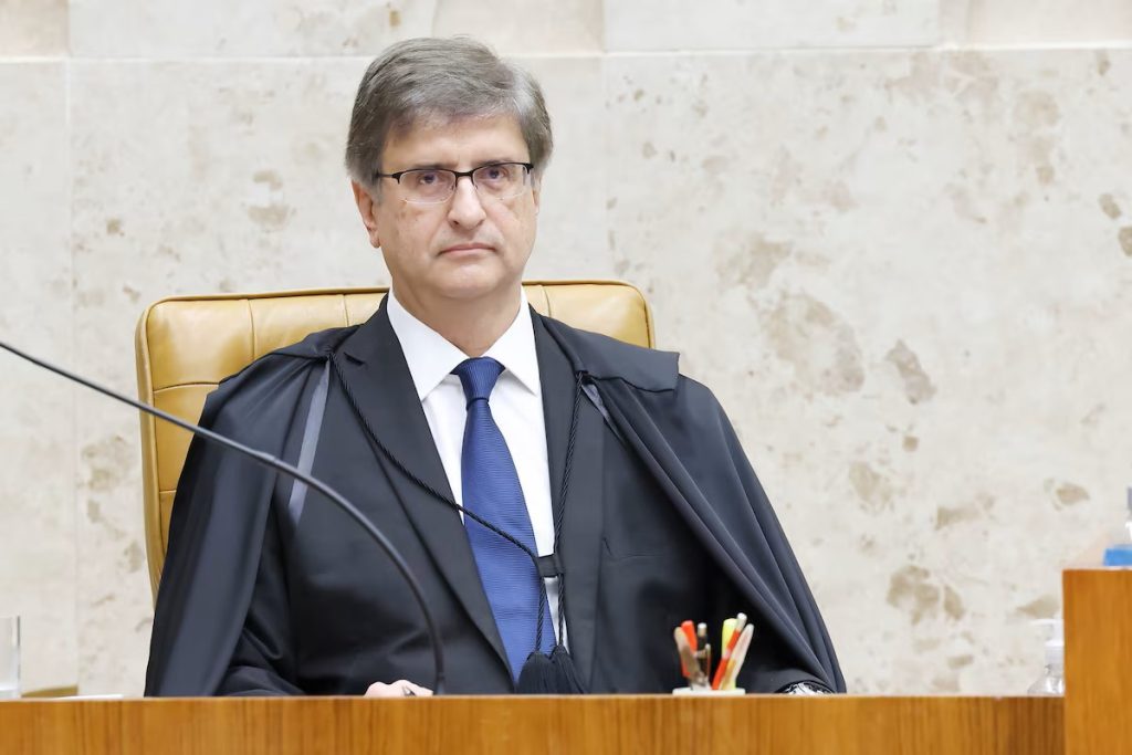 PGR finaliza parecer e pedirá condenação de Bolsonaro por tentativa