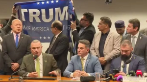 PL enfrenta crise interna após apoio público a Trump e