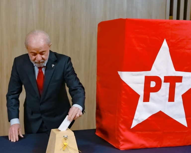PT arrecada R$ 3,7 milhões em contribuições antes da eleição
