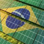 Painéis solares são instalados em ilha brasileira mais distante da